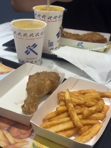 鐵花村音樂聚落慢市集
