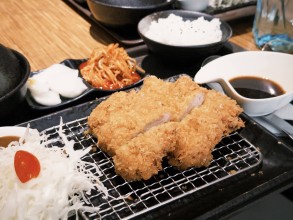 鐵花村音樂聚落慢市集