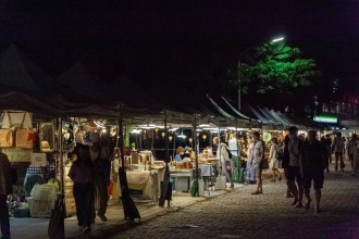 鐵花村音樂聚落慢市集