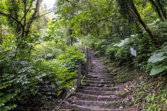 銀河洞越嶺步道