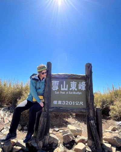 百岳新手入門－雪山東峰單攻 在山上睡午覺是一件奢侈的享受！